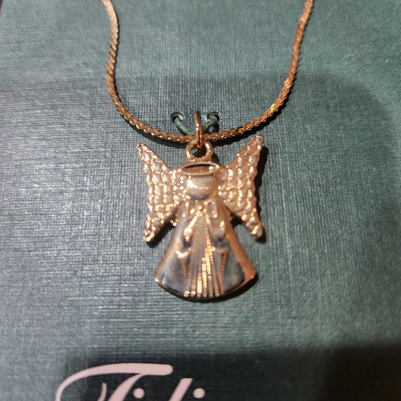 Tidings of Love Annunciation Pendant - Picture 3 of 4